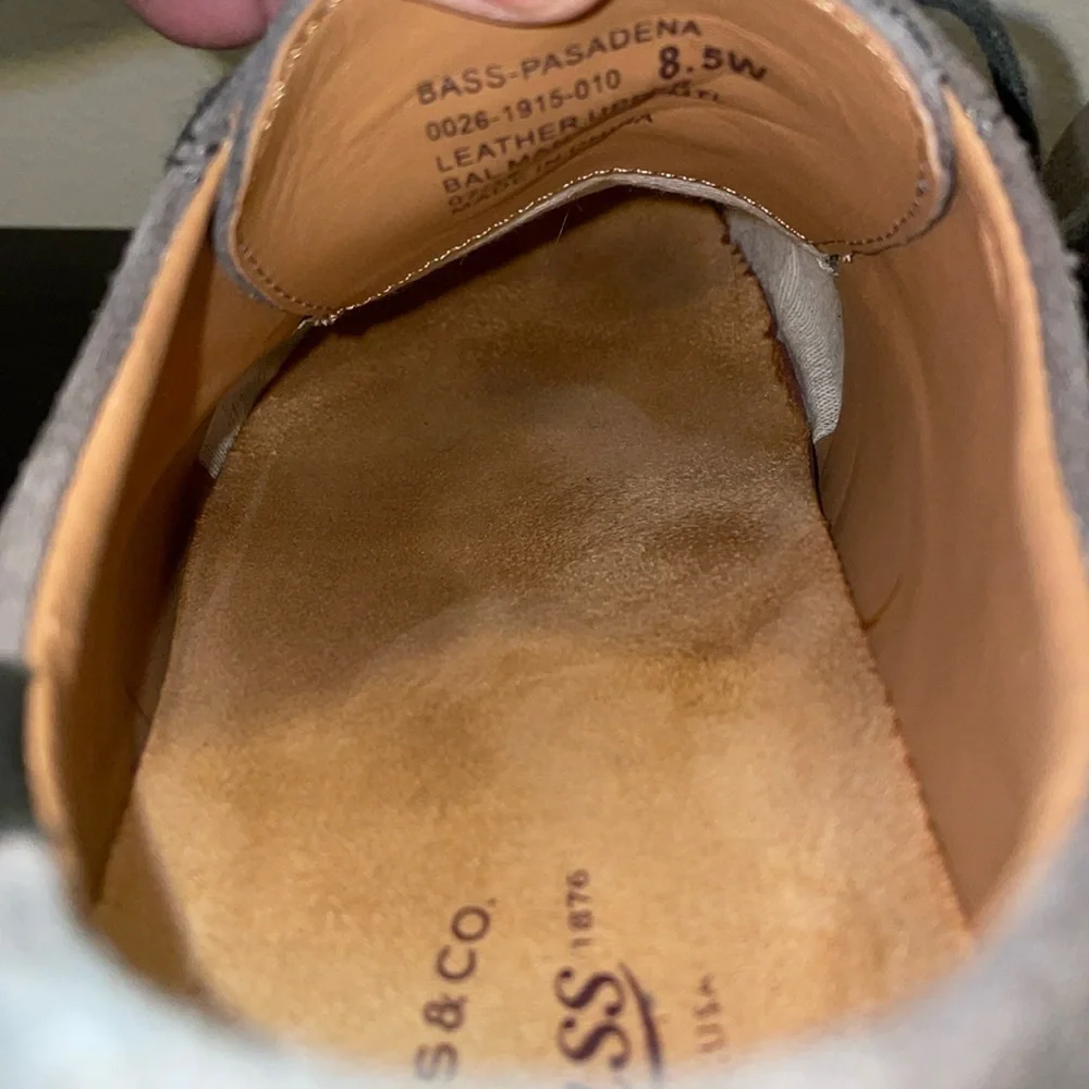 Anthropologie G.H. Bass Pasadena Suede Nubuck Lace Up Loafers.‎  Size 8.5 Wide.